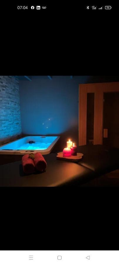 Le Domaine Des Biches Villa Longueville  Bagian luar foto