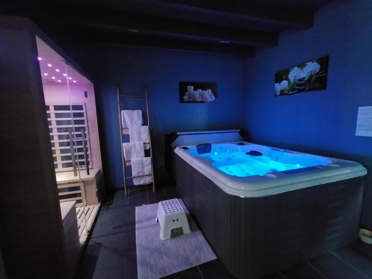 Le Domaine Des Biches Villa Longueville  Bagian luar foto